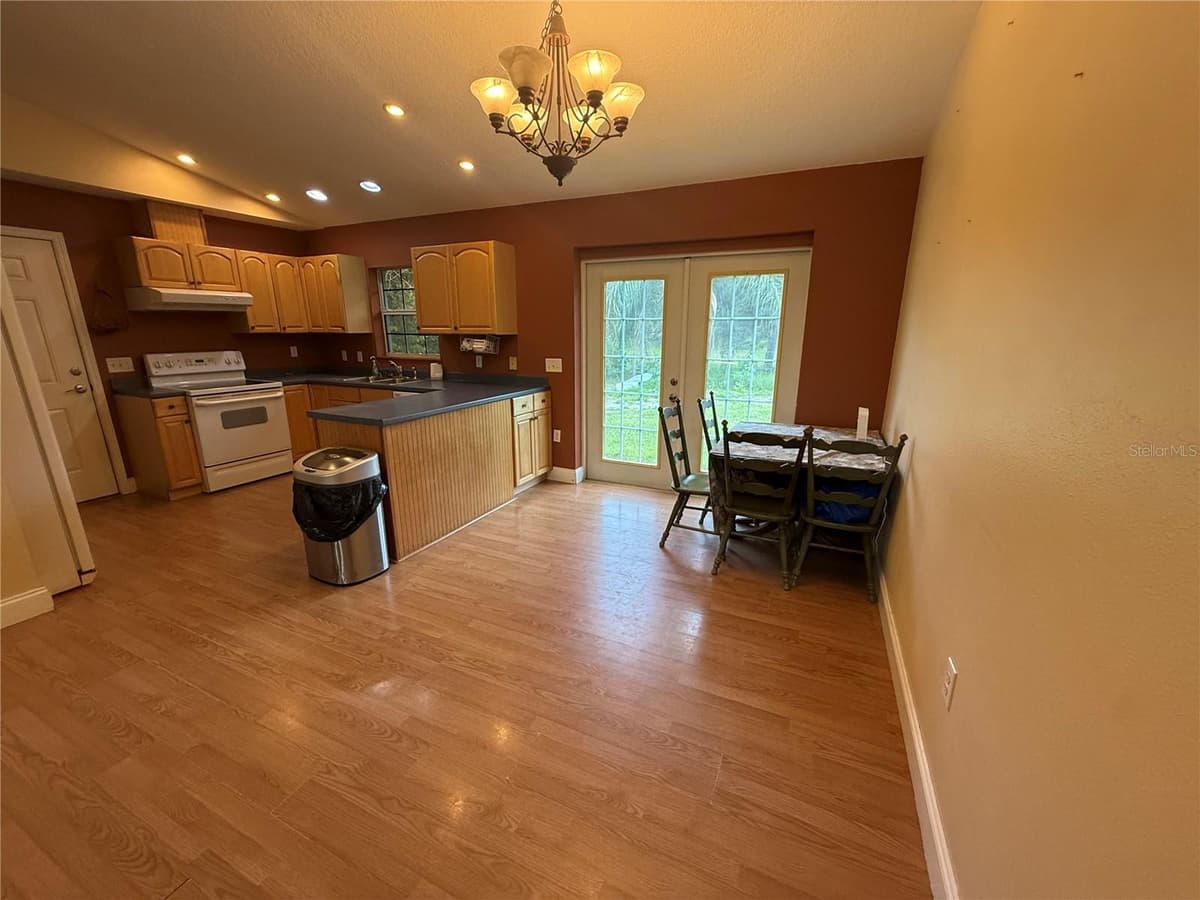 2480 GENES LITTLE ACRES AVENUE — photo 16 of 44