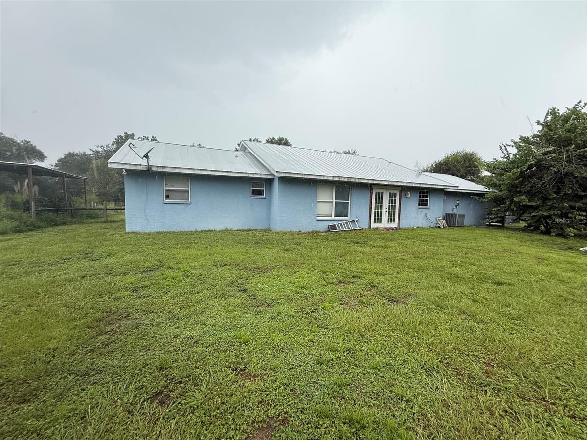 2480 GENES LITTLE ACRES AVENUE — photo 7 of 44