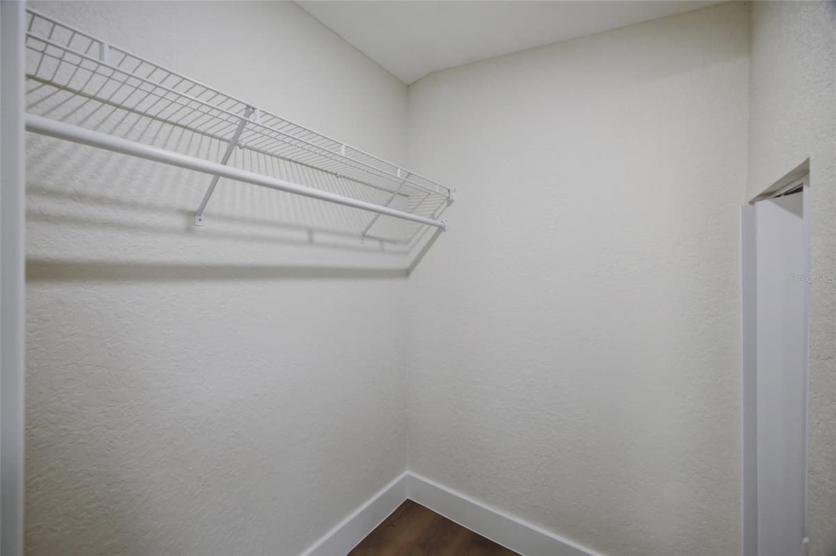 11602 LEWIS AVENUE — photo 14 of 25