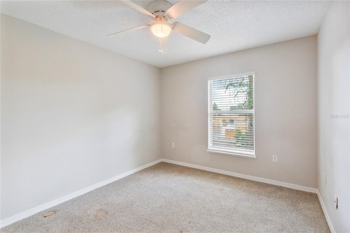 4617 ASHBURN SQUARE DRIVE — photo 25 of 27