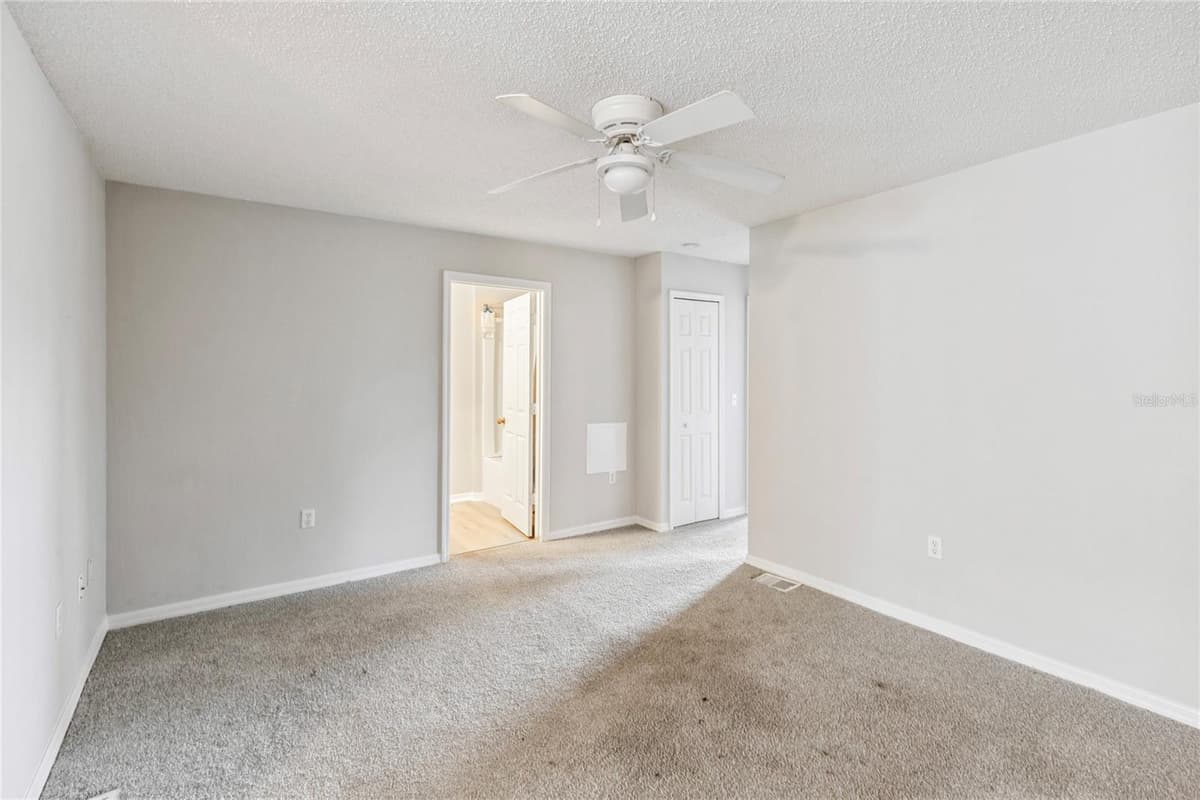 4617 ASHBURN SQUARE DRIVE — photo 18 of 27