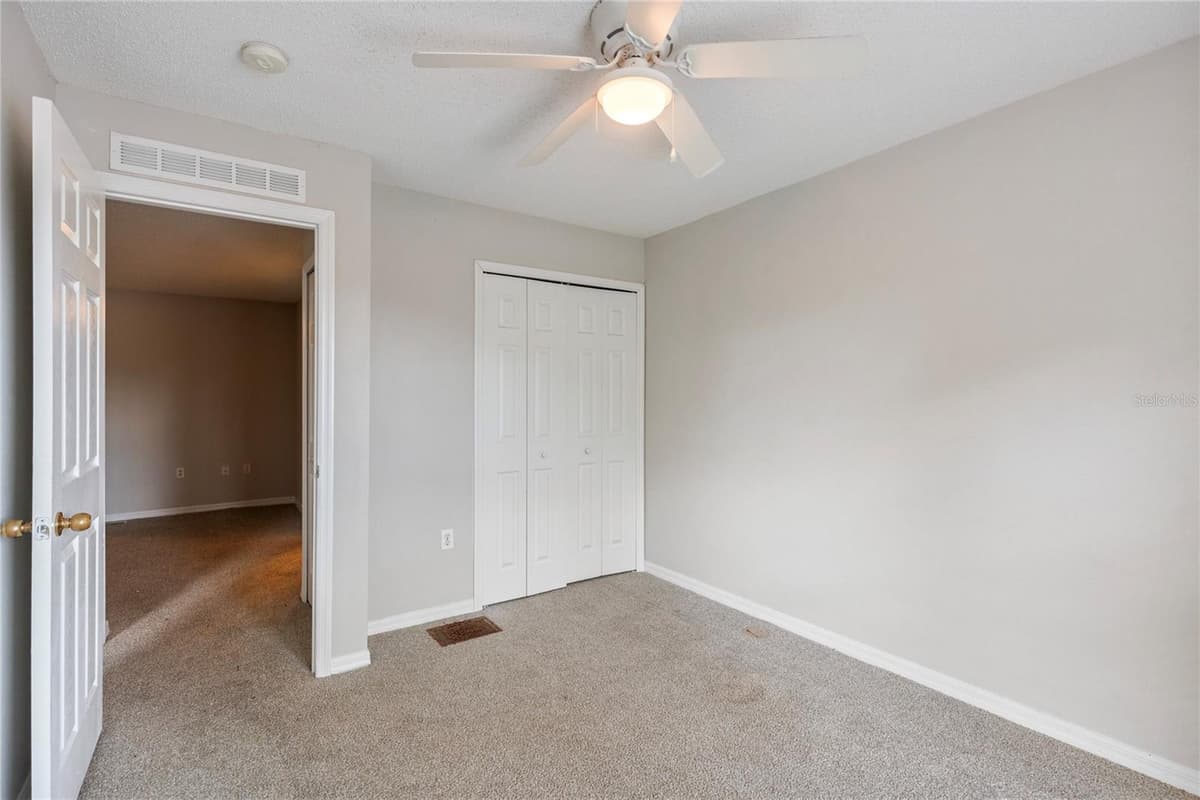 4617 ASHBURN SQUARE DRIVE — photo 24 of 27