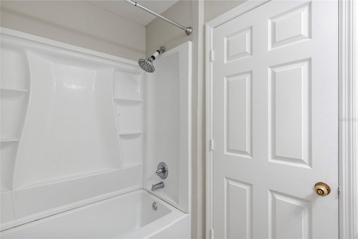 4617 ASHBURN SQUARE DRIVE — photo 21 of 27