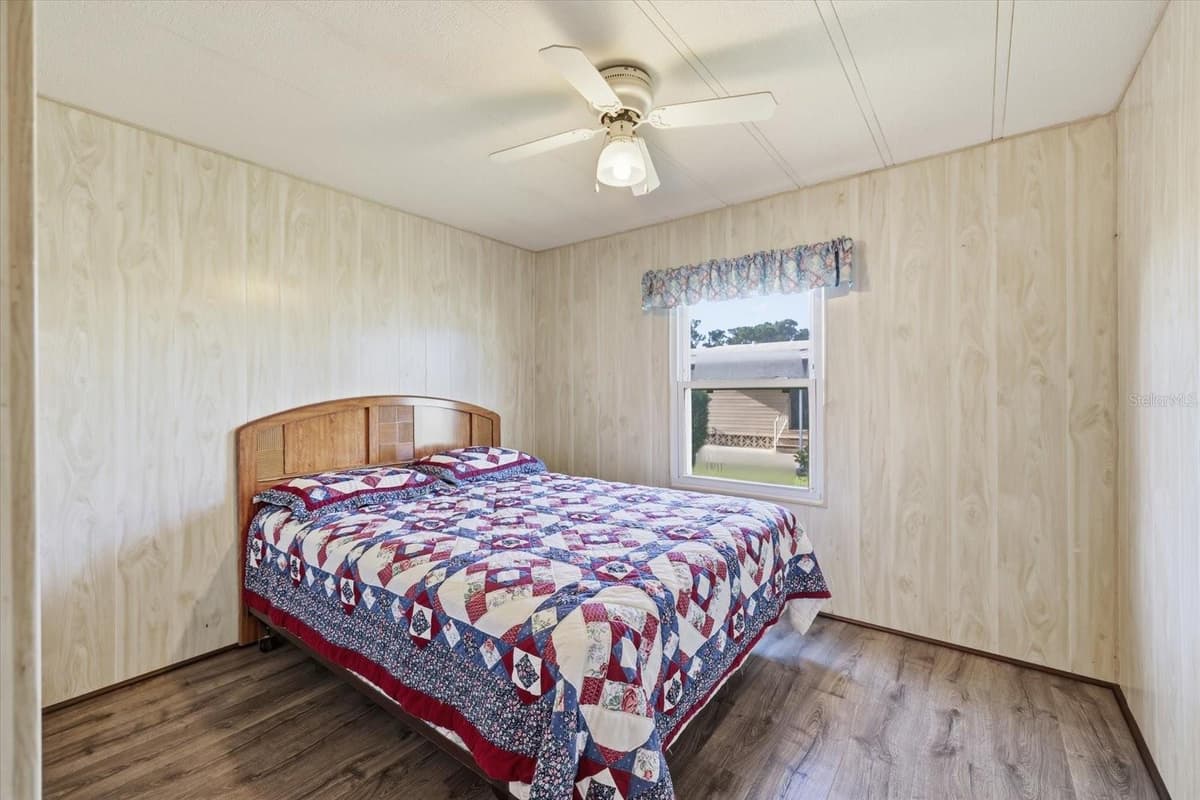 129 NAUTICAL DRIVE — photo 16 of 34