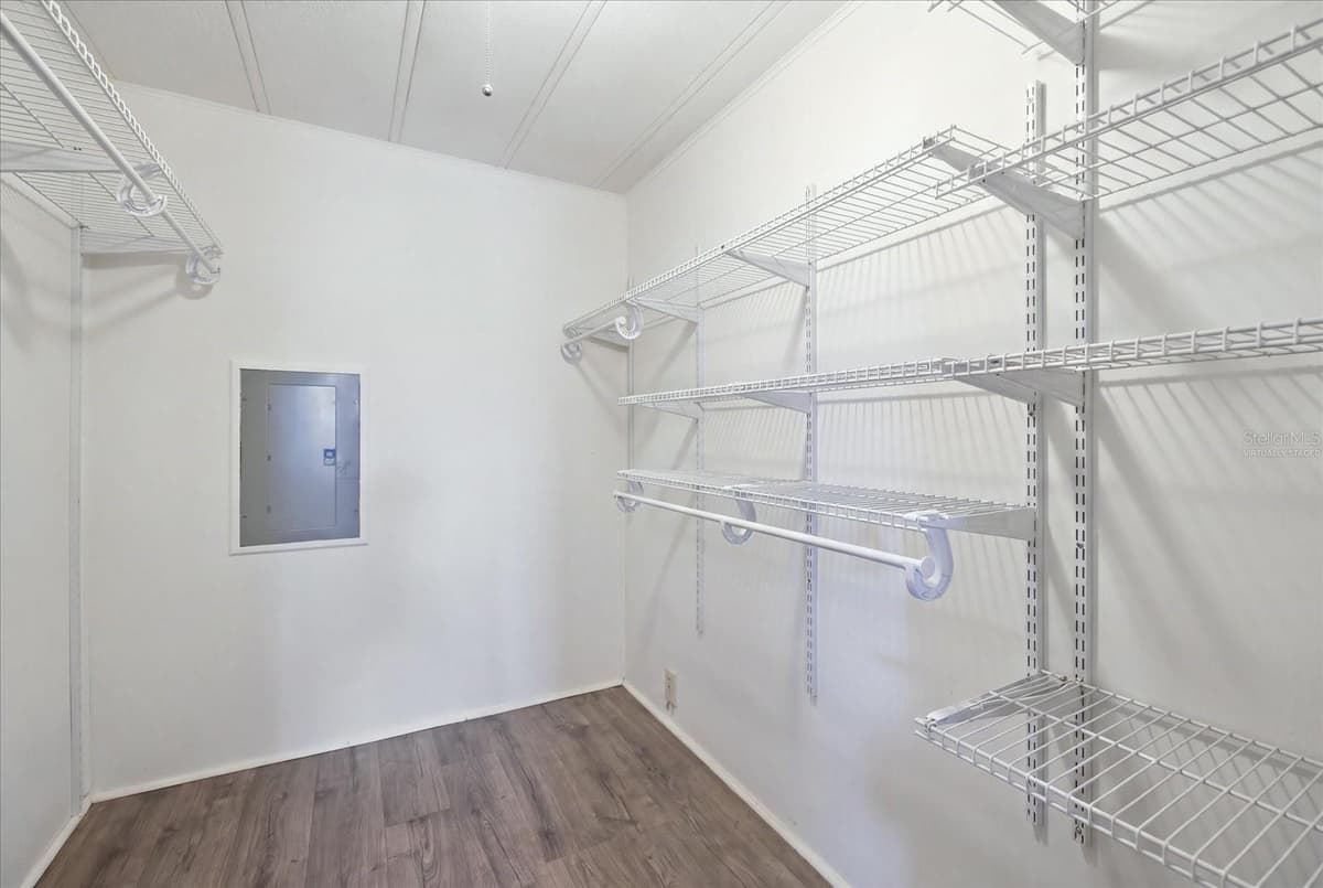 129 NAUTICAL DRIVE — photo 14 of 34
