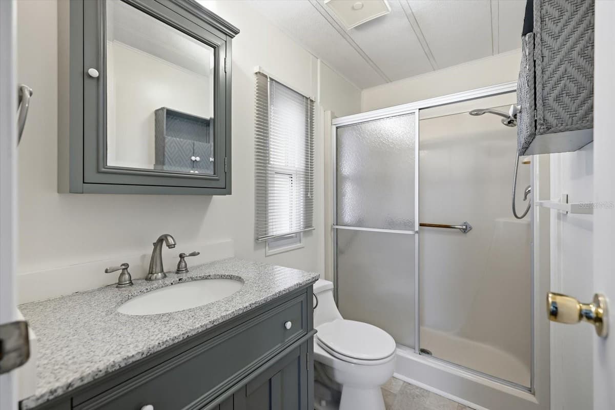 129 NAUTICAL DRIVE — photo 15 of 34