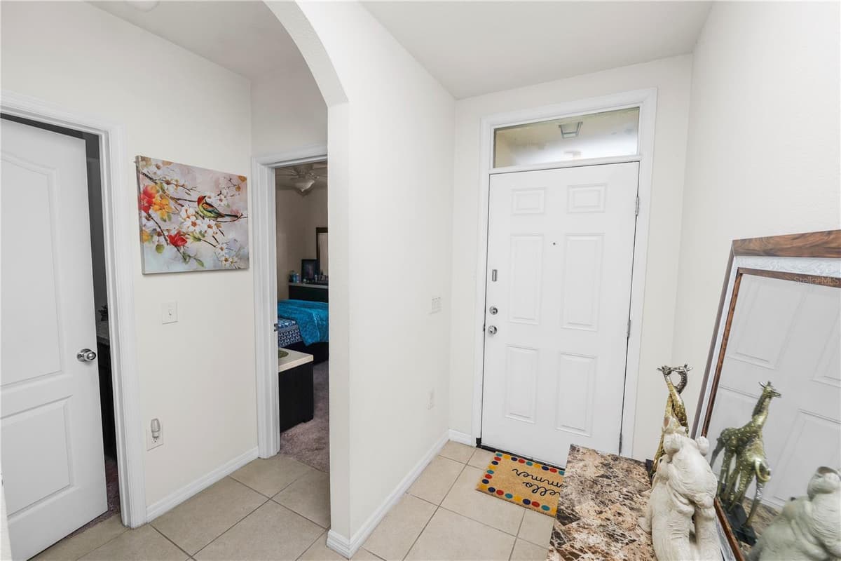 813 SHEEN CIRCLE — photo 7 of 38