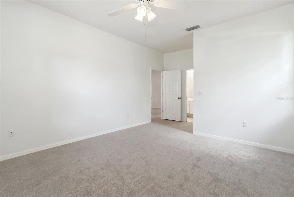 3540 BELGRAVE DRIVE — photo 10 of 33