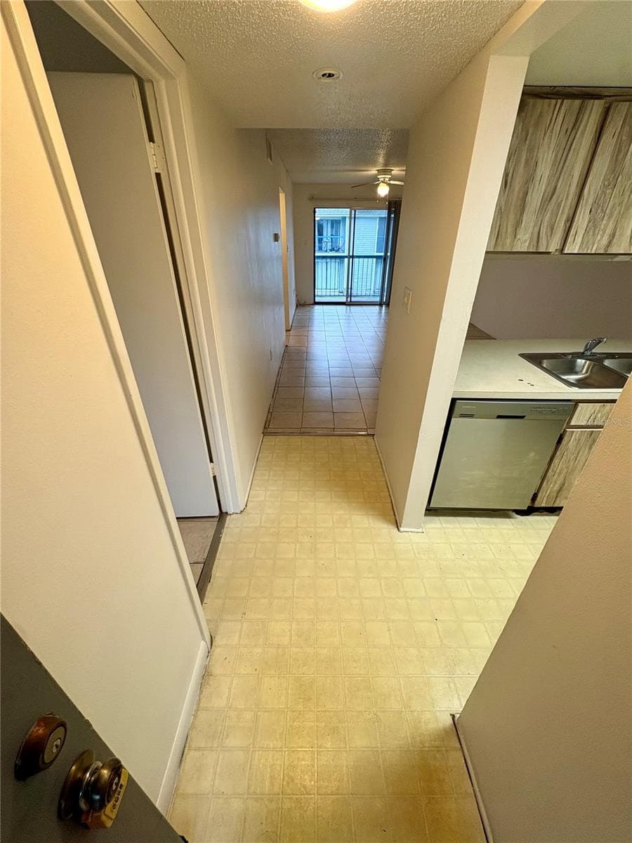 5038 TERRACE PALMS CIRCLE — photo 4 of 31