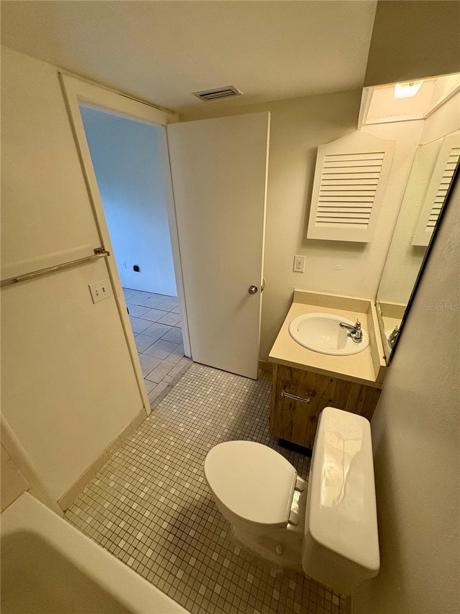 5038 TERRACE PALMS CIRCLE — photo 25 of 31