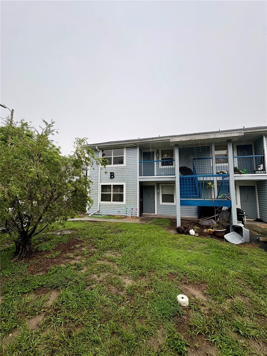 5038 TERRACE PALMS CIRCLE — photo 1 of 31