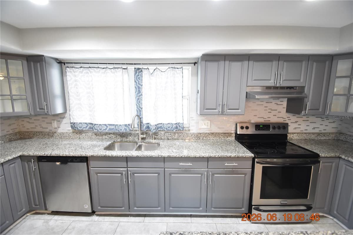 3273 HARBOR LAKE DRIVE — photo 10 of 46