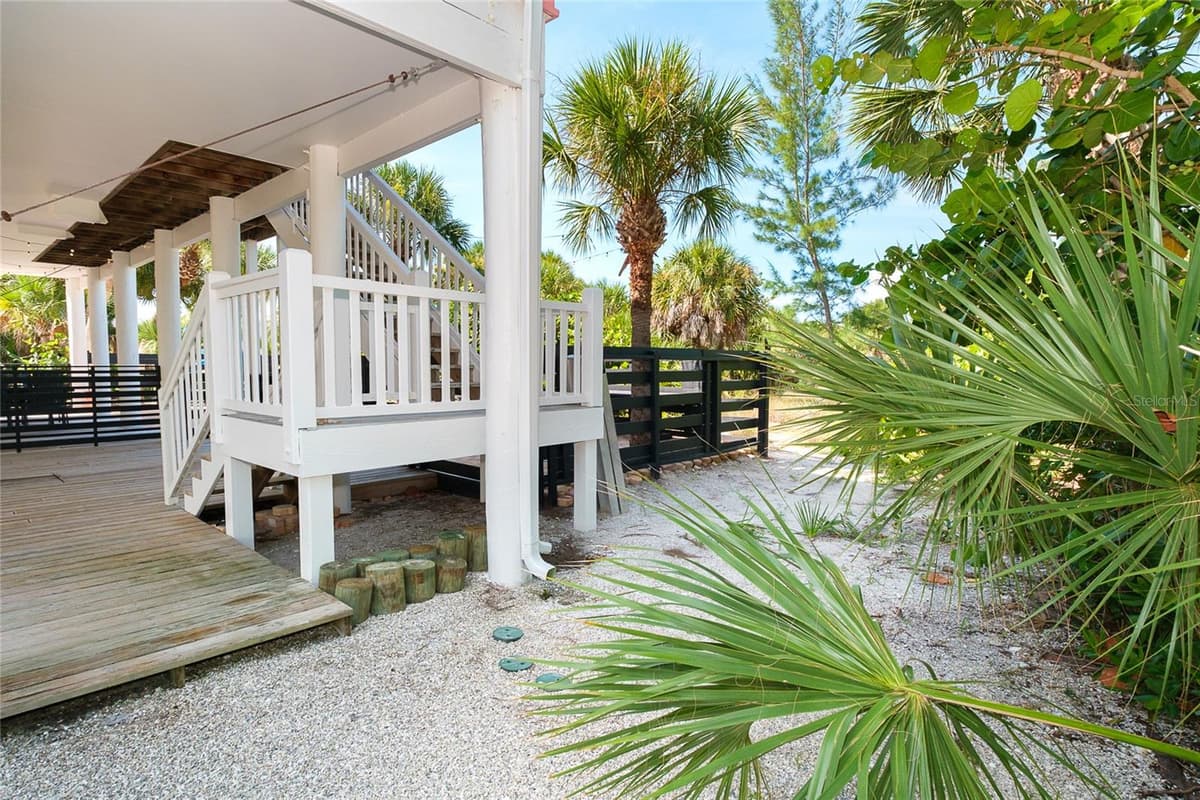 141 GASPARILLA WAY — photo 31 of 38