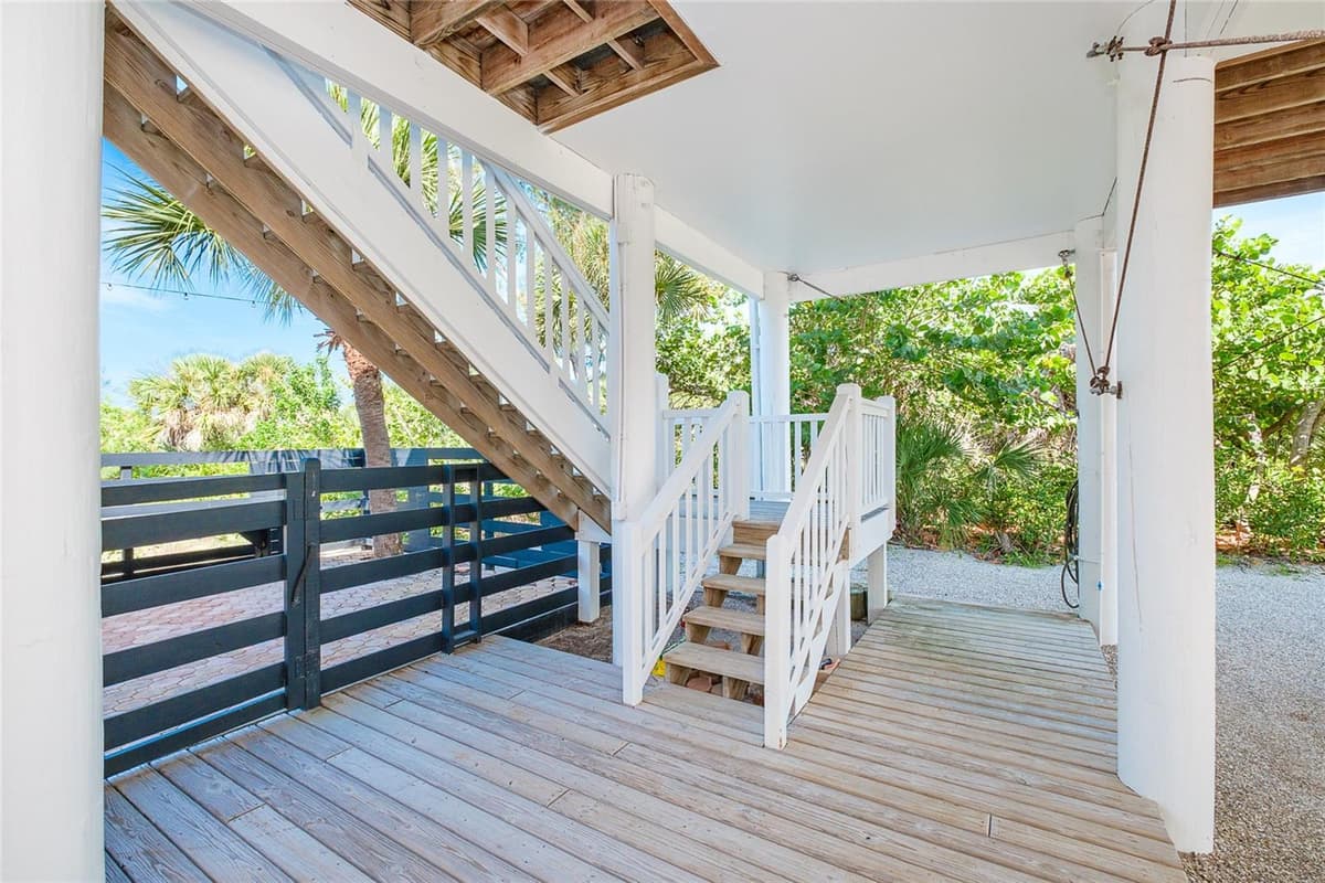 141 GASPARILLA WAY — photo 10 of 38