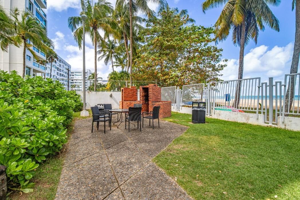7185 COND. MAR DE ISLA VERDE — photo 15 of 20