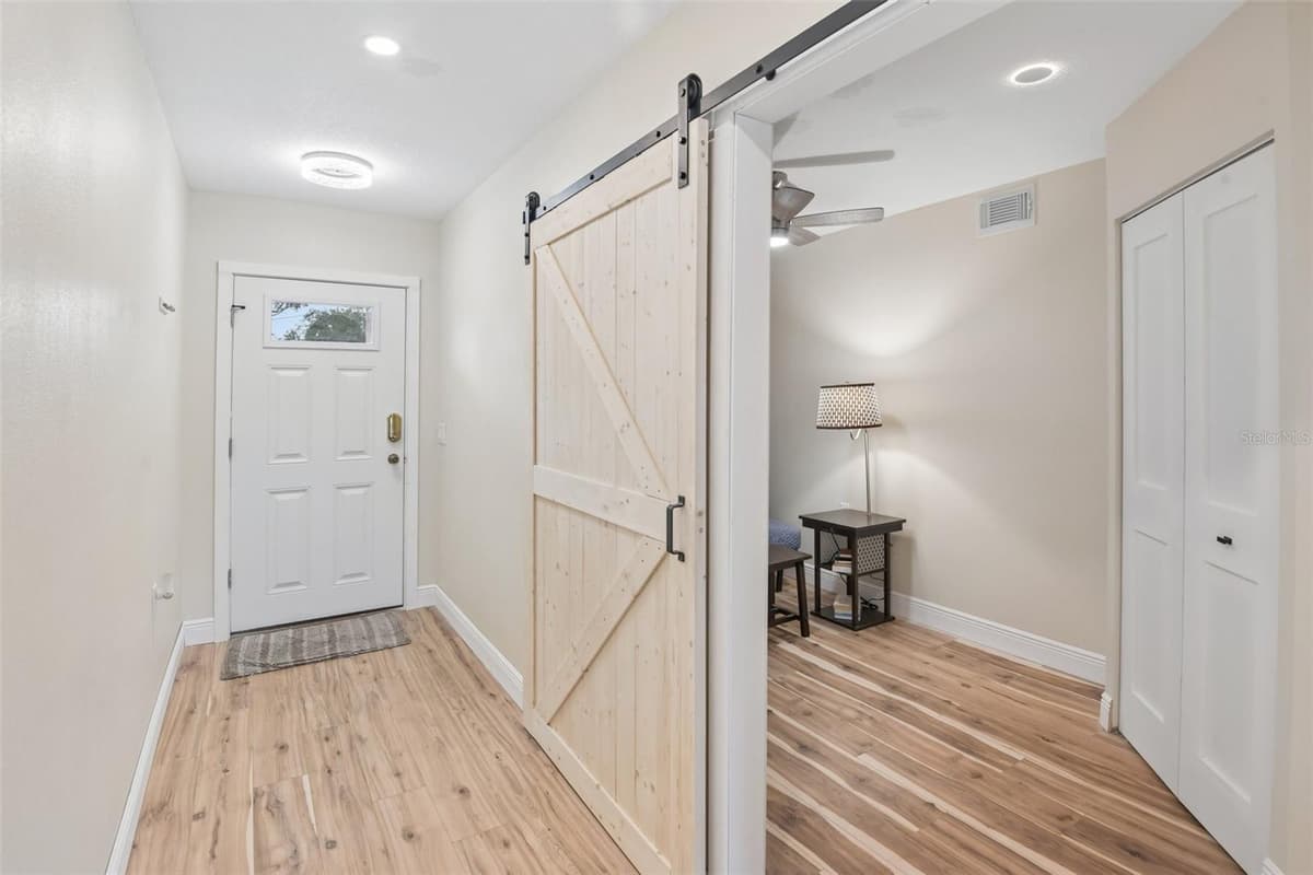 609 WESTWINDS DRIVE — photo 18 of 32