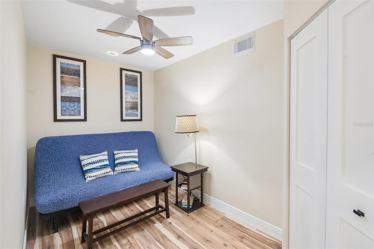 609 WESTWINDS DRIVE — photo 19 of 32