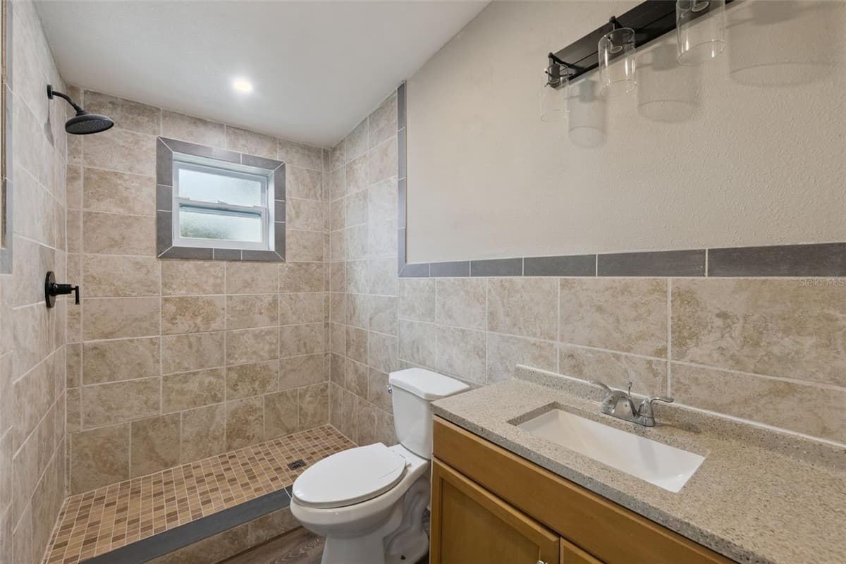 1061 BIANCA DRIVE — photo 13 of 25