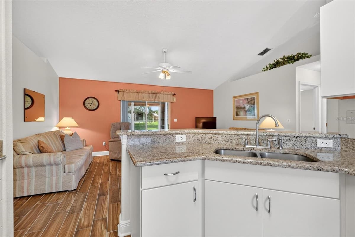 1025 GREEN RIDGE COURT — photo 16 of 69