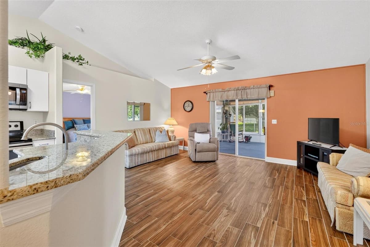 1025 GREEN RIDGE COURT — photo 17 of 69