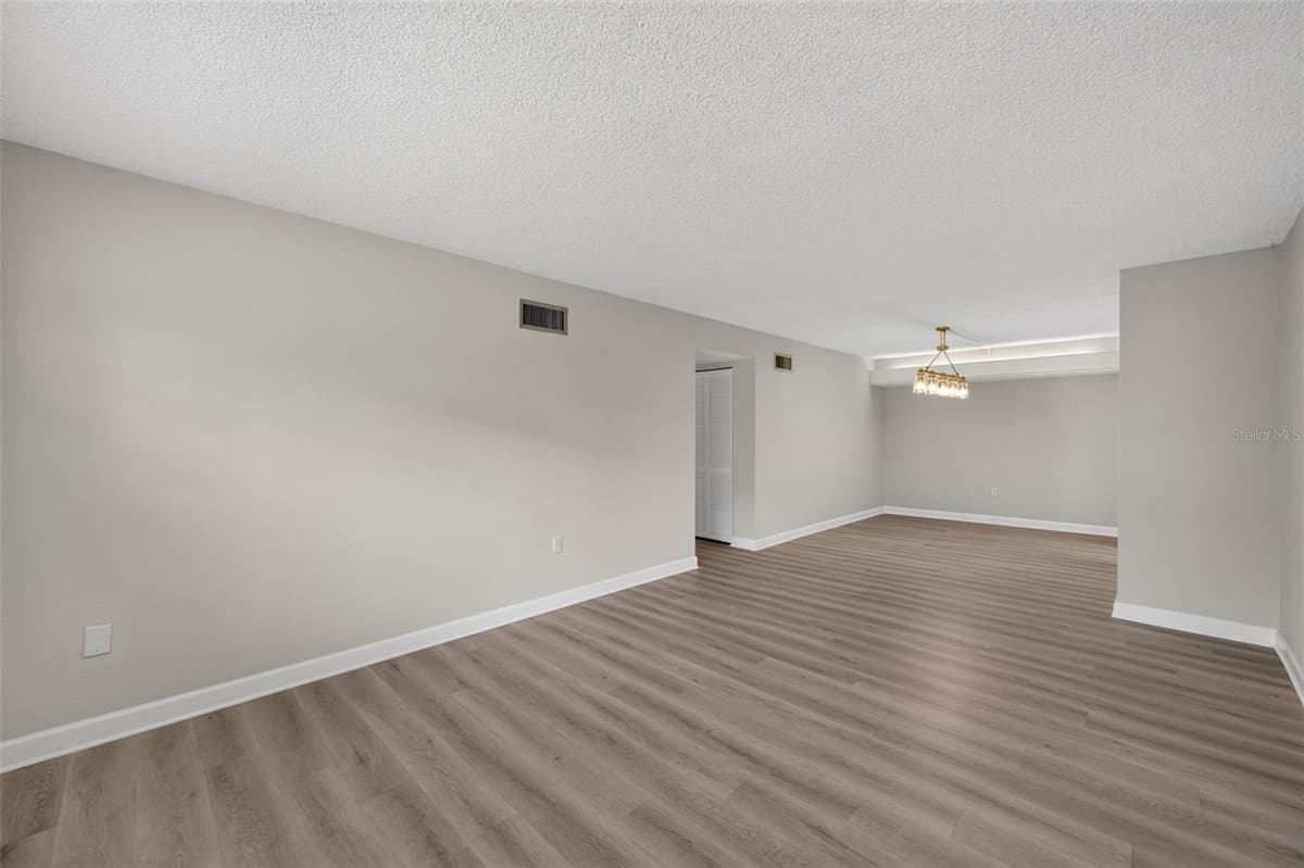 4780 COVE CIRCLE STREET — photo 30 of 40