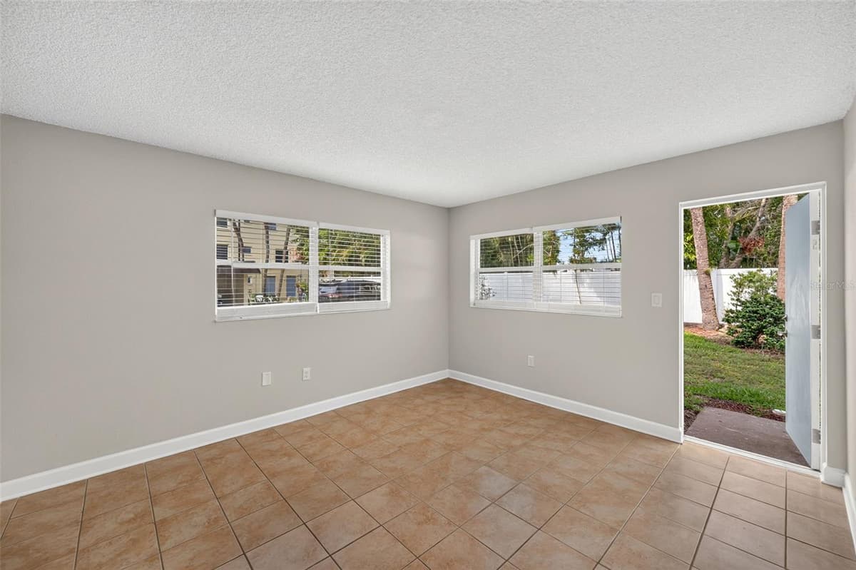 4780 COVE CIRCLE STREET — photo 37 of 40