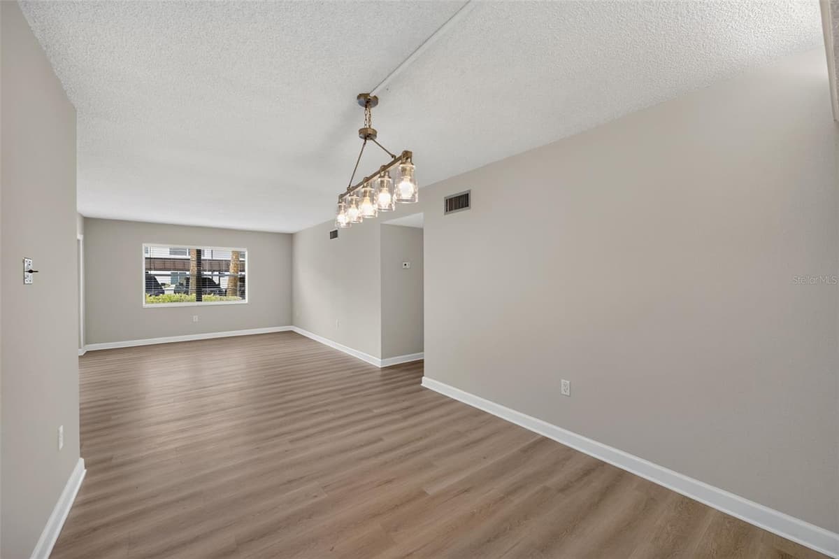 4780 COVE CIRCLE STREET — photo 27 of 40