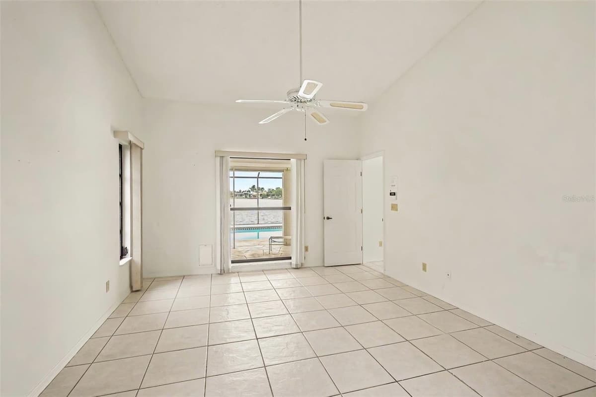 423 12TH STREET — photo 17 of 31