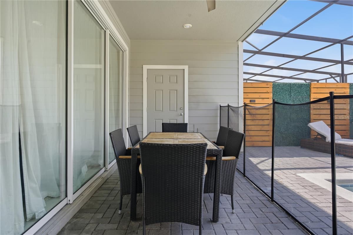 3954 LANA AVENUE — photo 26 of 28