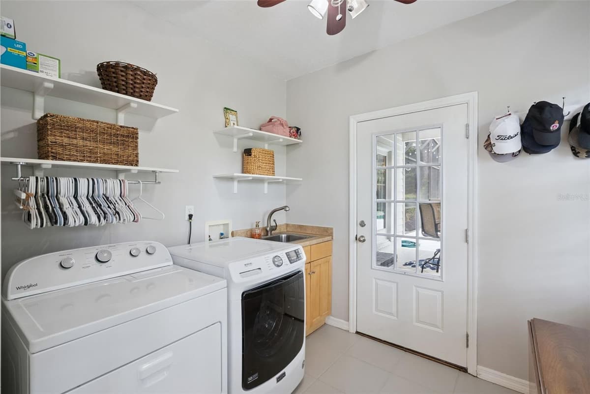 290 MANOR OAKS COURT — photo 34 of 54