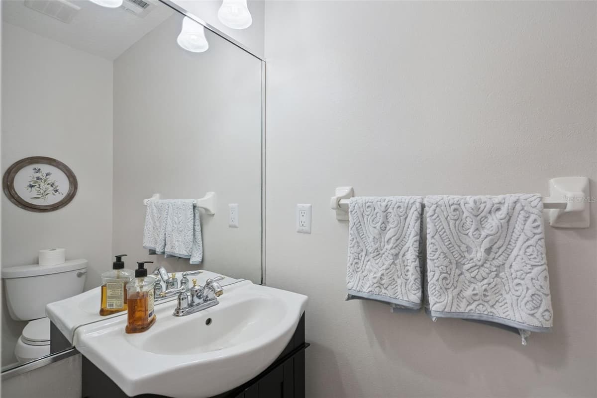290 MANOR OAKS COURT — photo 18 of 54