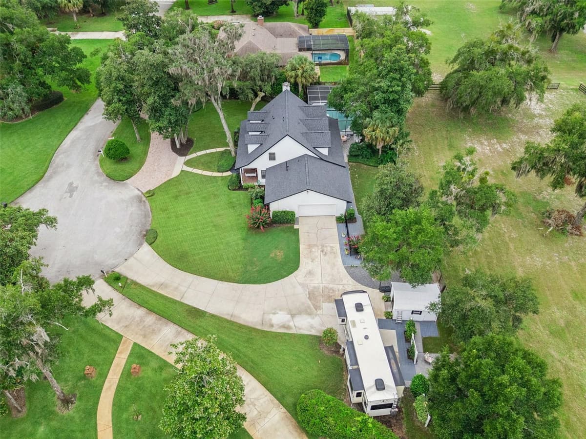 290 MANOR OAKS COURT — photo 48 of 54