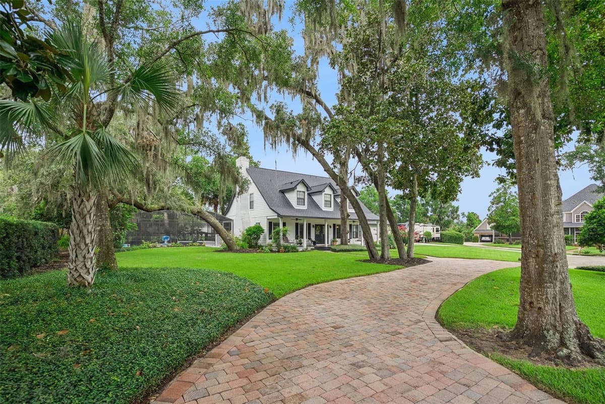 290 MANOR OAKS COURT — photo 51 of 54