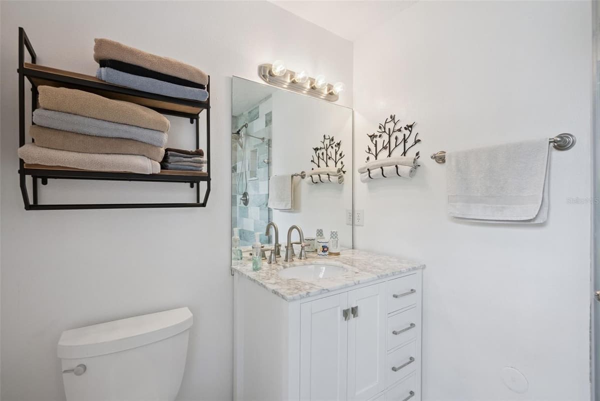 290 MANOR OAKS COURT — photo 32 of 54
