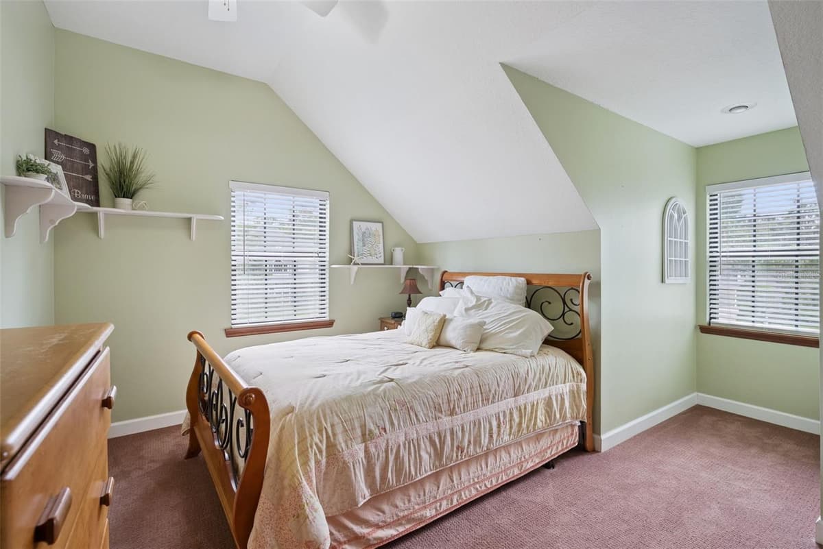 290 MANOR OAKS COURT — photo 27 of 54