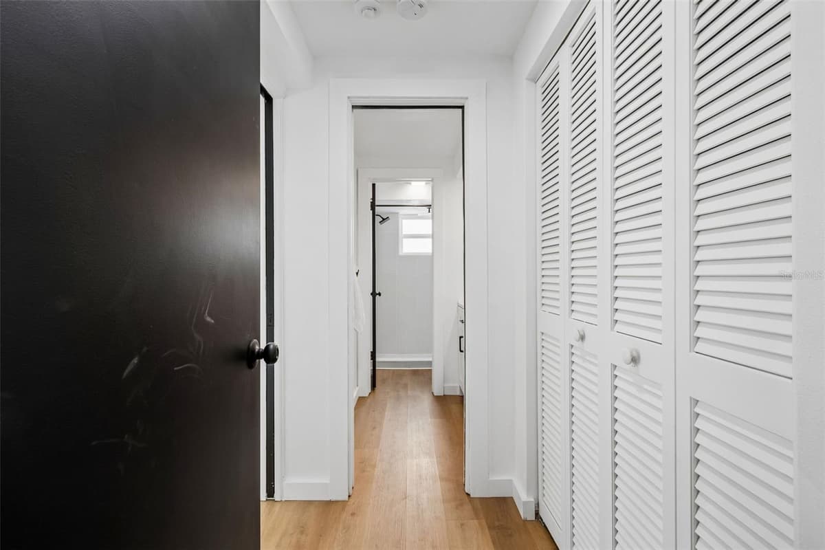 1166 CHANCELLOR DRIVE — photo 48 of 88