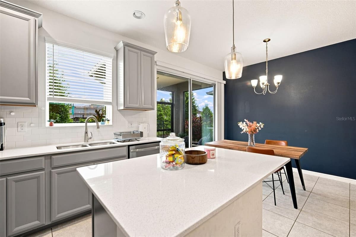 6252 CAMINO DRIVE — photo 19 of 43