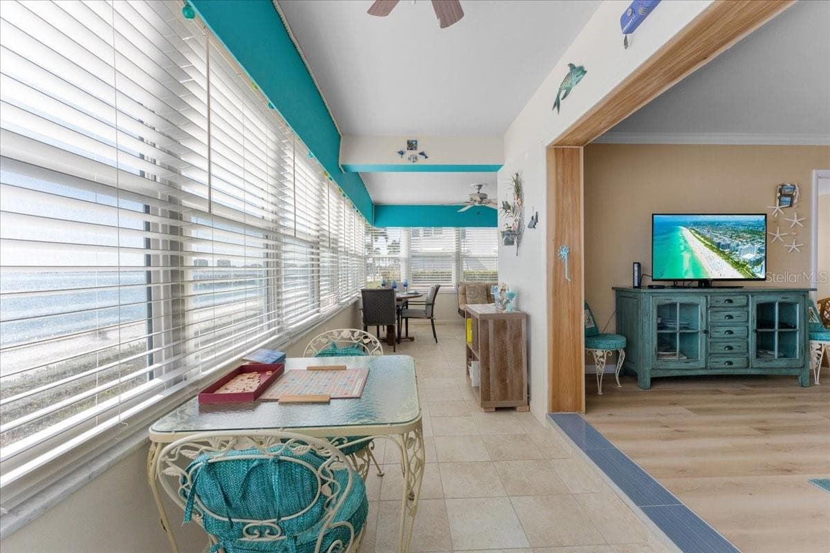 5020 BRITTANY DRIVE — photo 10 of 30