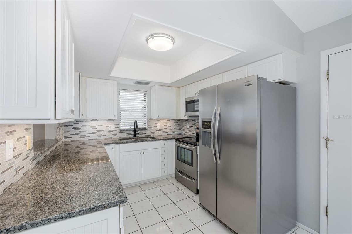 5508 SALEM SQUARE DRIVE — photo 6 of 23