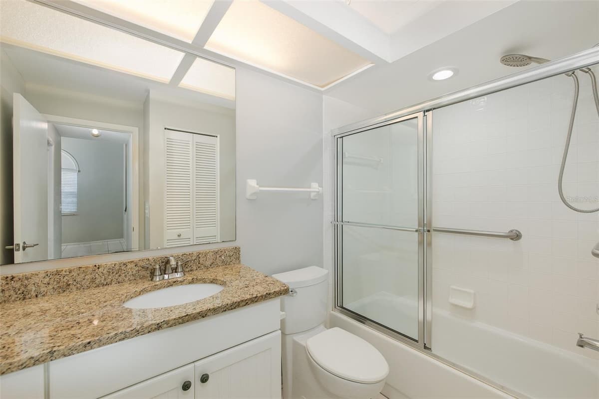 5508 SALEM SQUARE DRIVE — photo 18 of 23