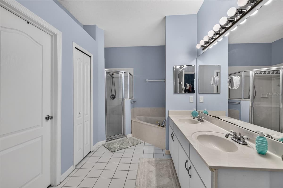 4075 KINGSLEY STREET — photo 13 of 33