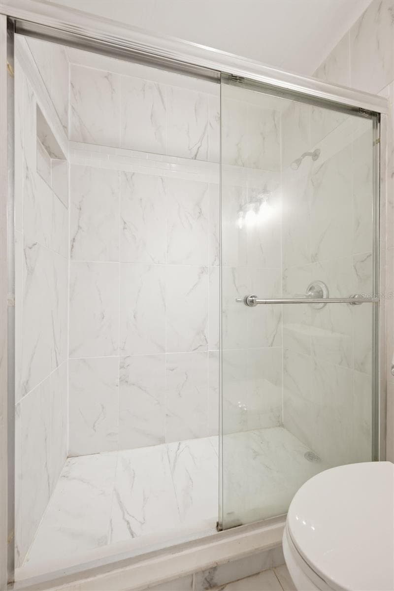 4215 BAY DRIVE — photo 14 of 24