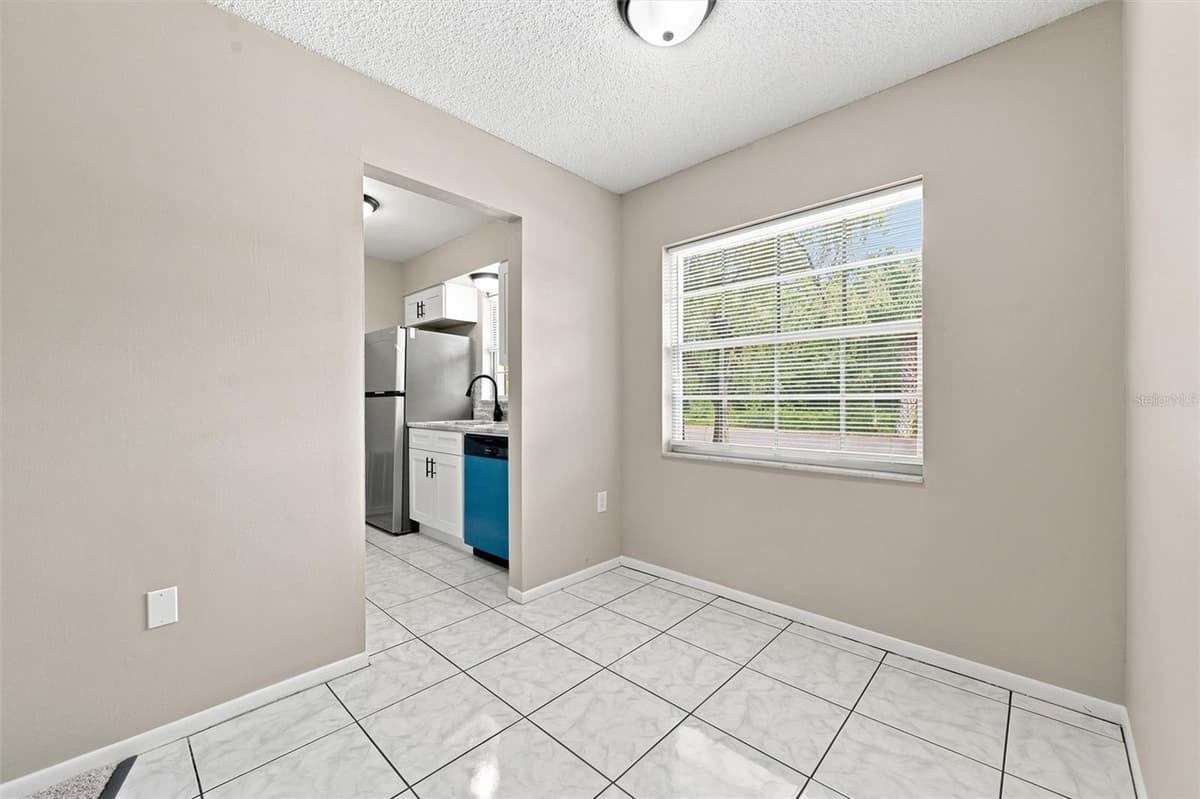 4215 BAY DRIVE — photo 9 of 24