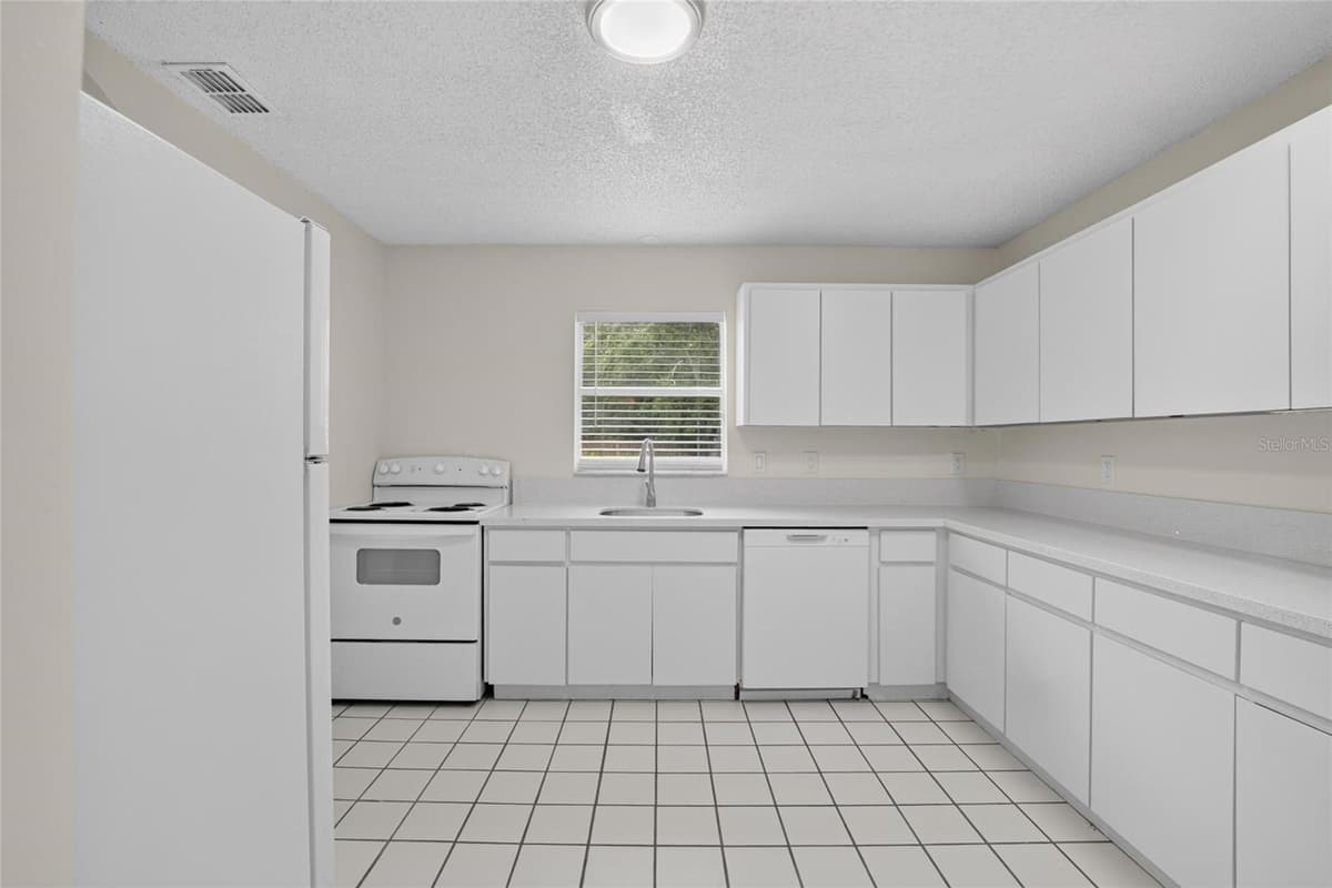 27526 GREEN WILLOW RUN — photo 58 of 78
