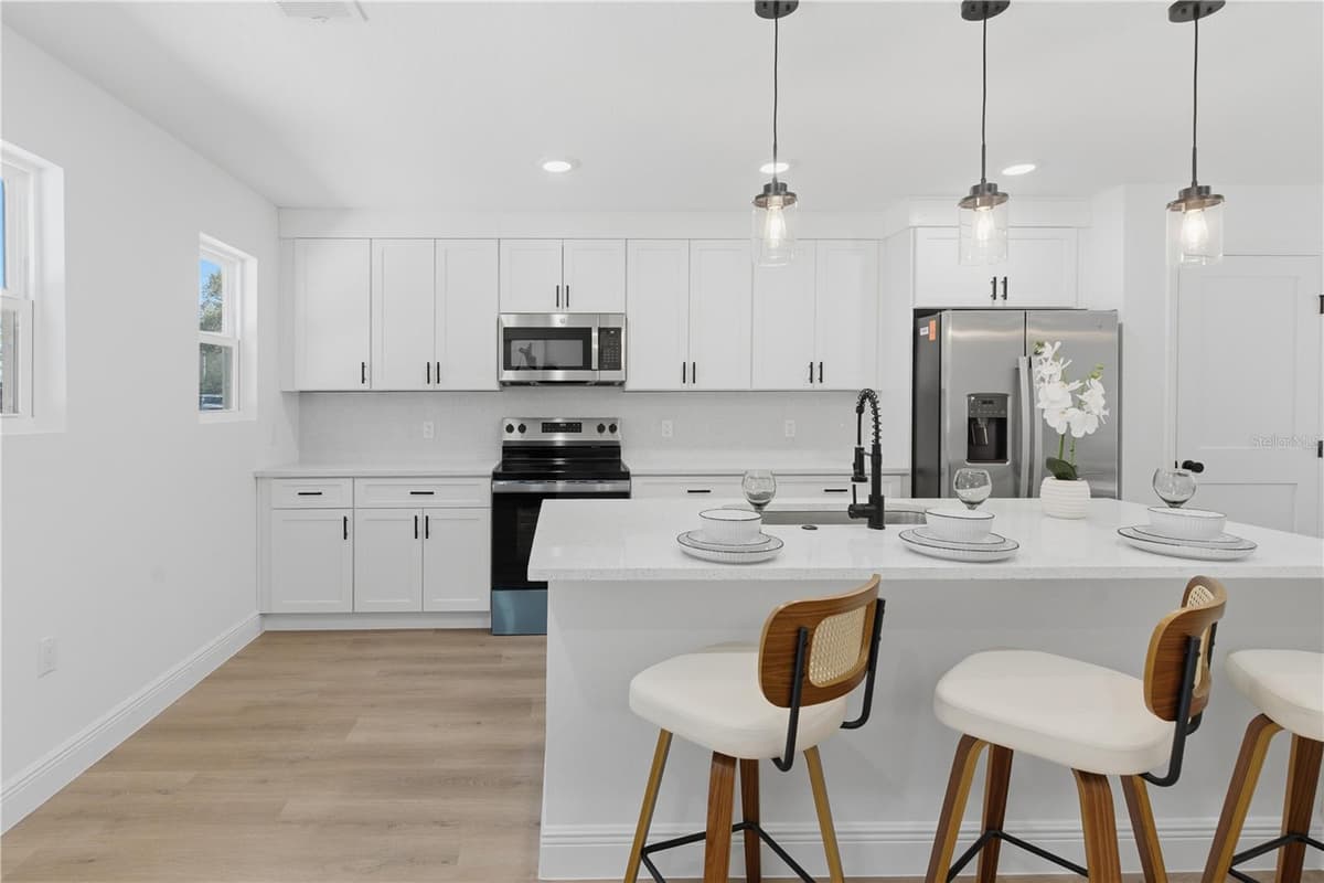 719 CLEMSON DRIVE — photo 4 of 25