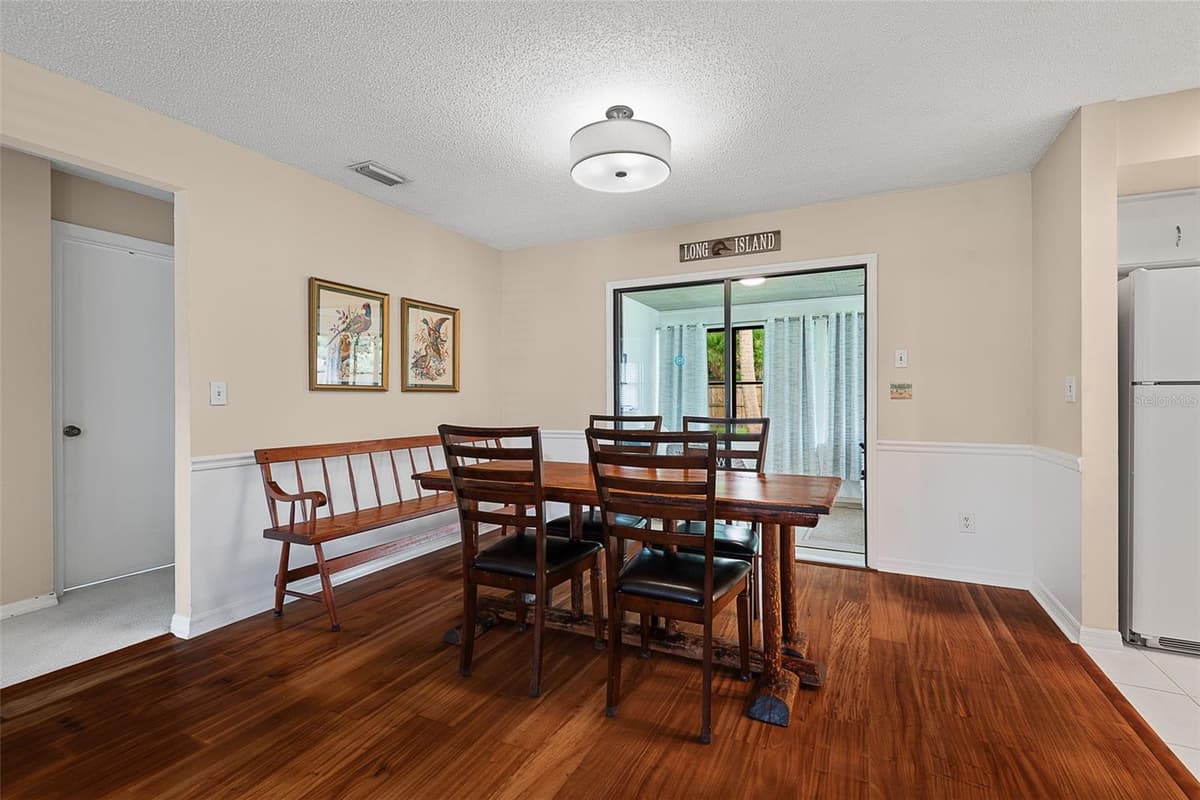 49 BANNERWOOD LANE — photo 9 of 43