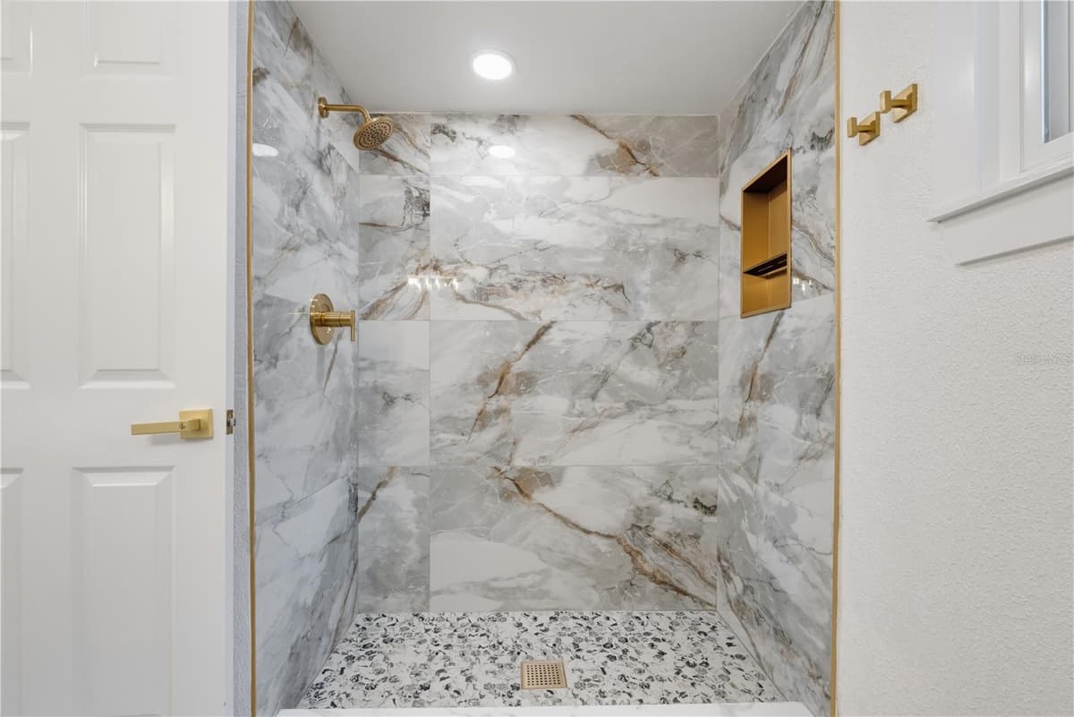 5616 GOLDEN NUGGET DRIVE — photo 14 of 24