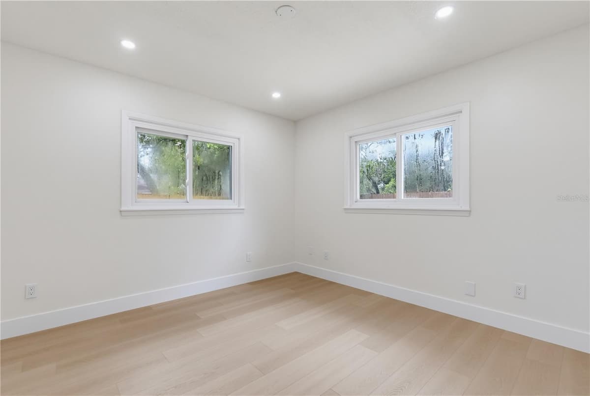 5616 GOLDEN NUGGET DRIVE — photo 11 of 24