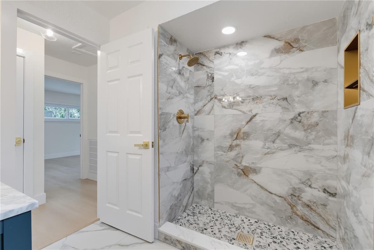 5616 GOLDEN NUGGET DRIVE — photo 15 of 24