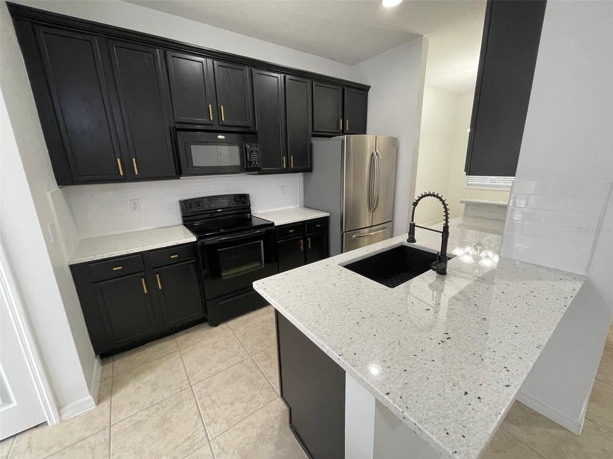 9236 CARDINAL MEADOW TRAIL — photo 8 of 30